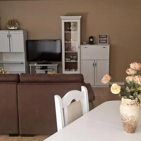 Aпартамент жужа *